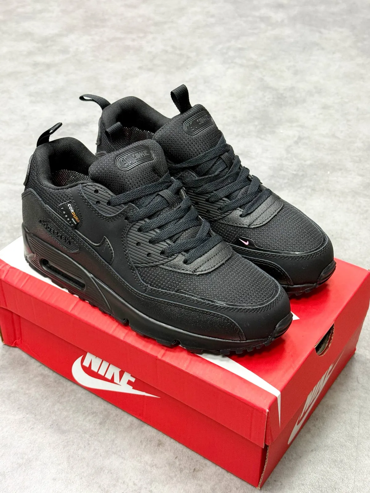 Nike Air Max 90 Surplus Gore-Tex