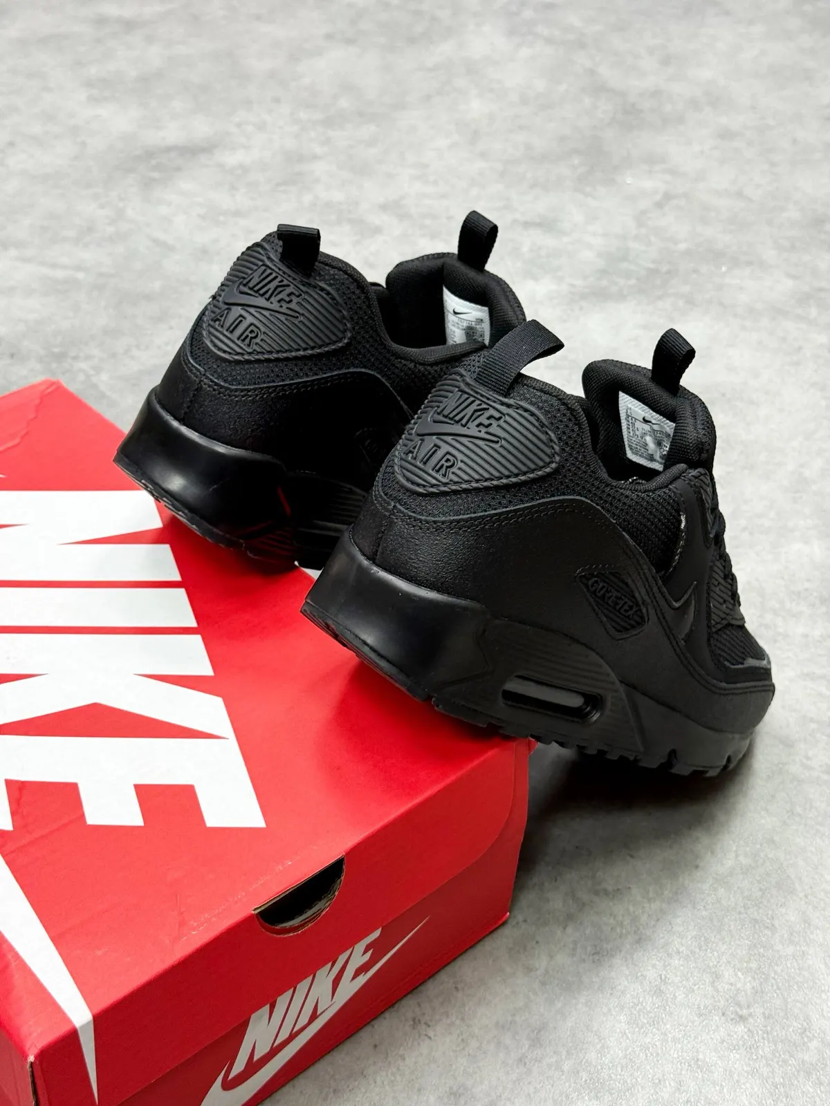 Nike Air Max 90 Surplus Gore-Tex