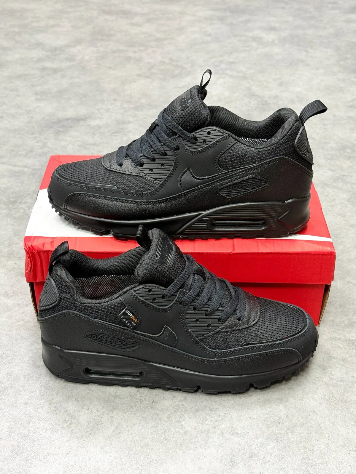 Nike Air Max 90 Surplus Gore-Tex
