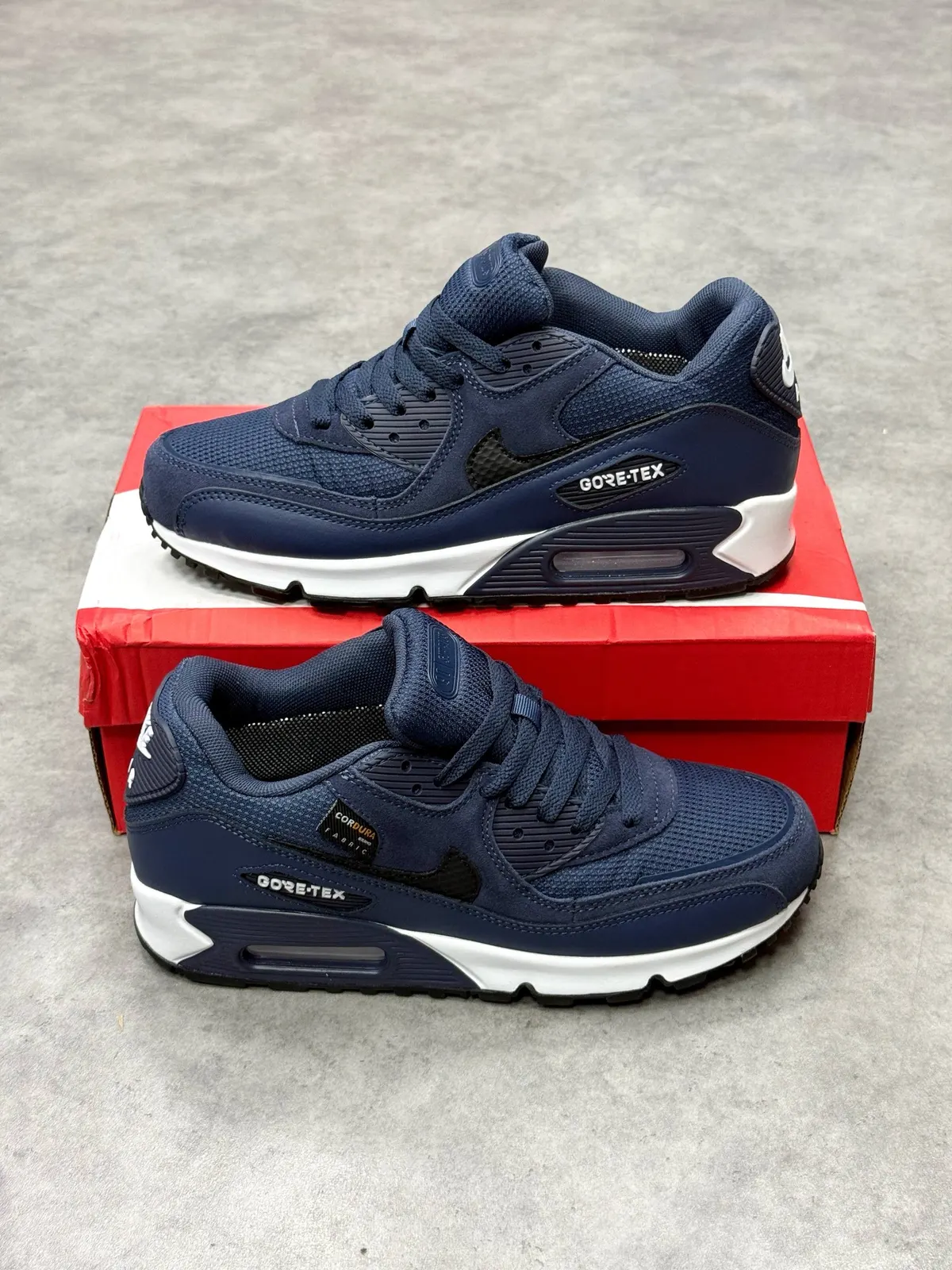 Nike Air Max 90 Surplus Gore-Tex