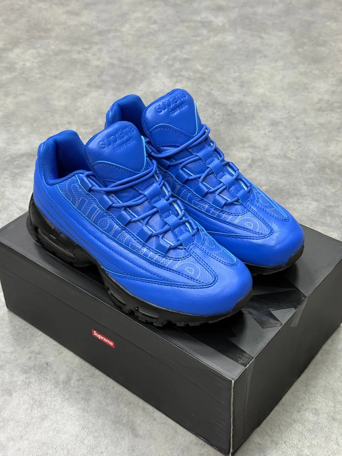 Nike Air Max 95 Supreme