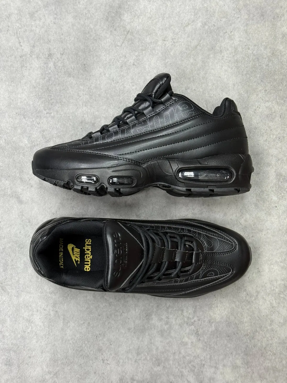 Nike Air Max 95 Supreme