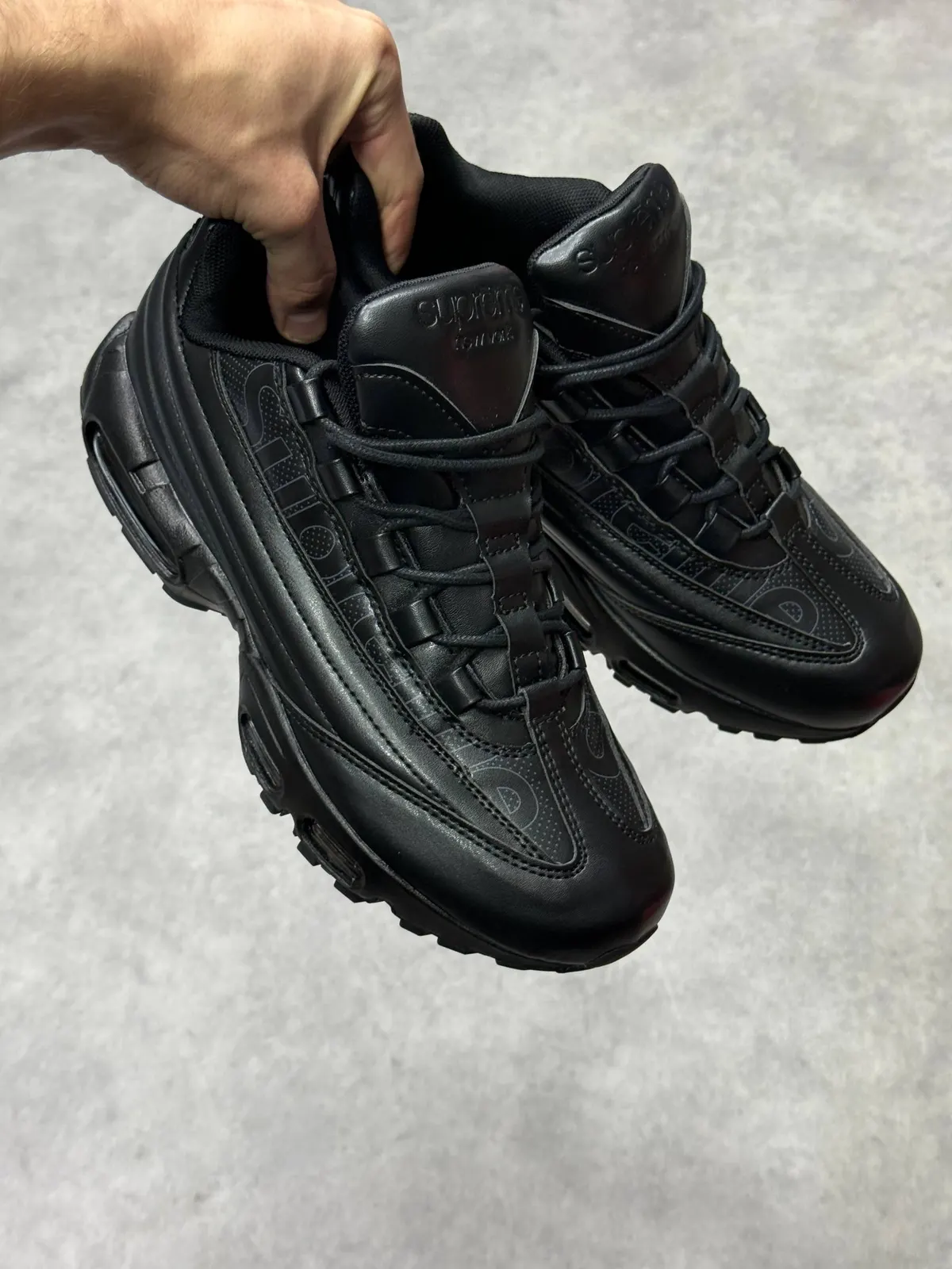 Nike Air Max 95 Supreme