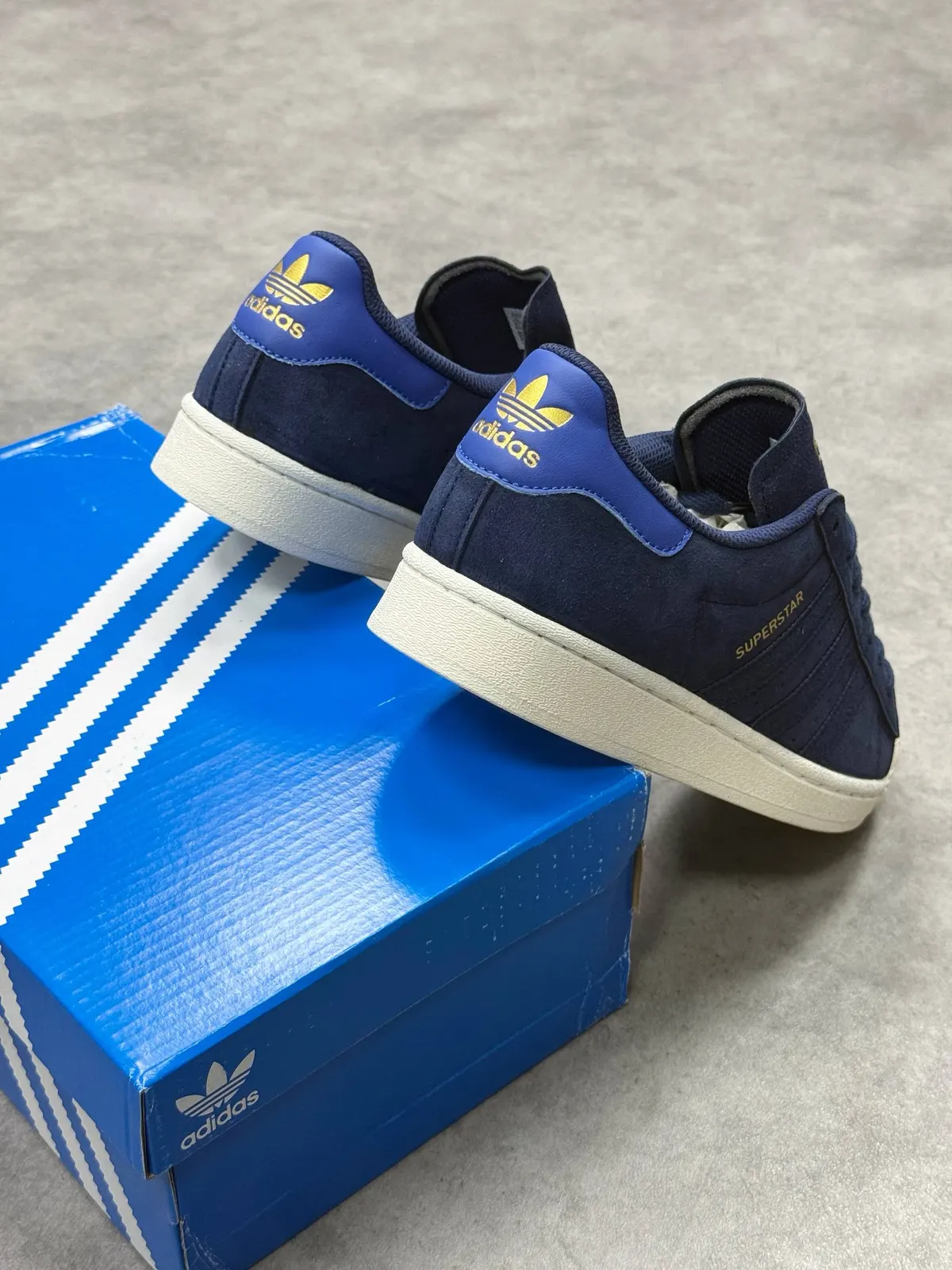 Adidas Superstar