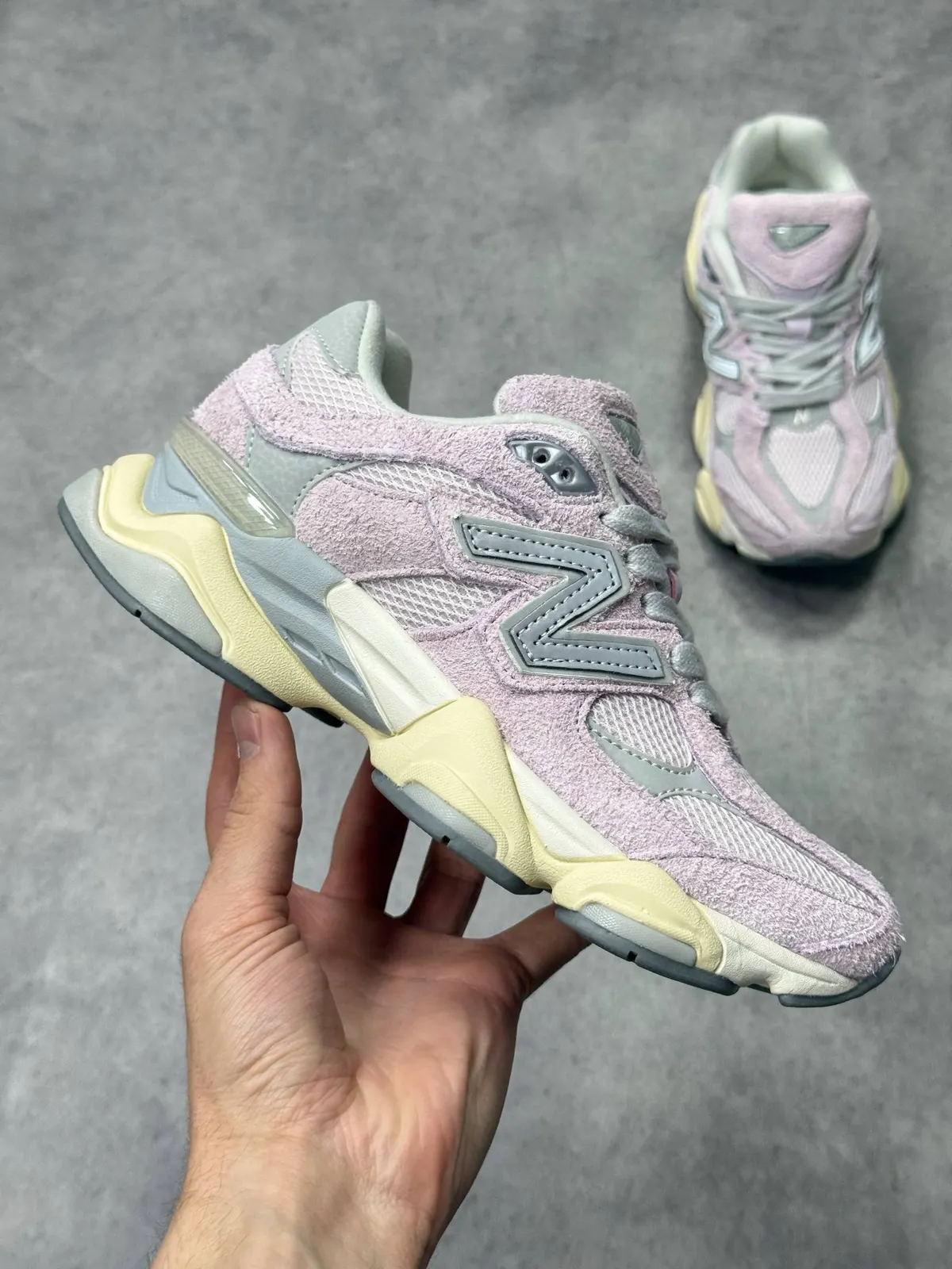New Balance 9060