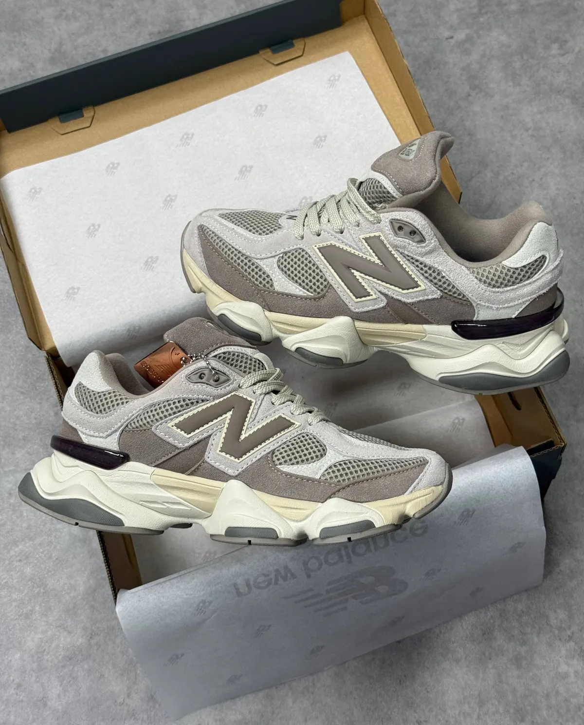 New Balance 9060