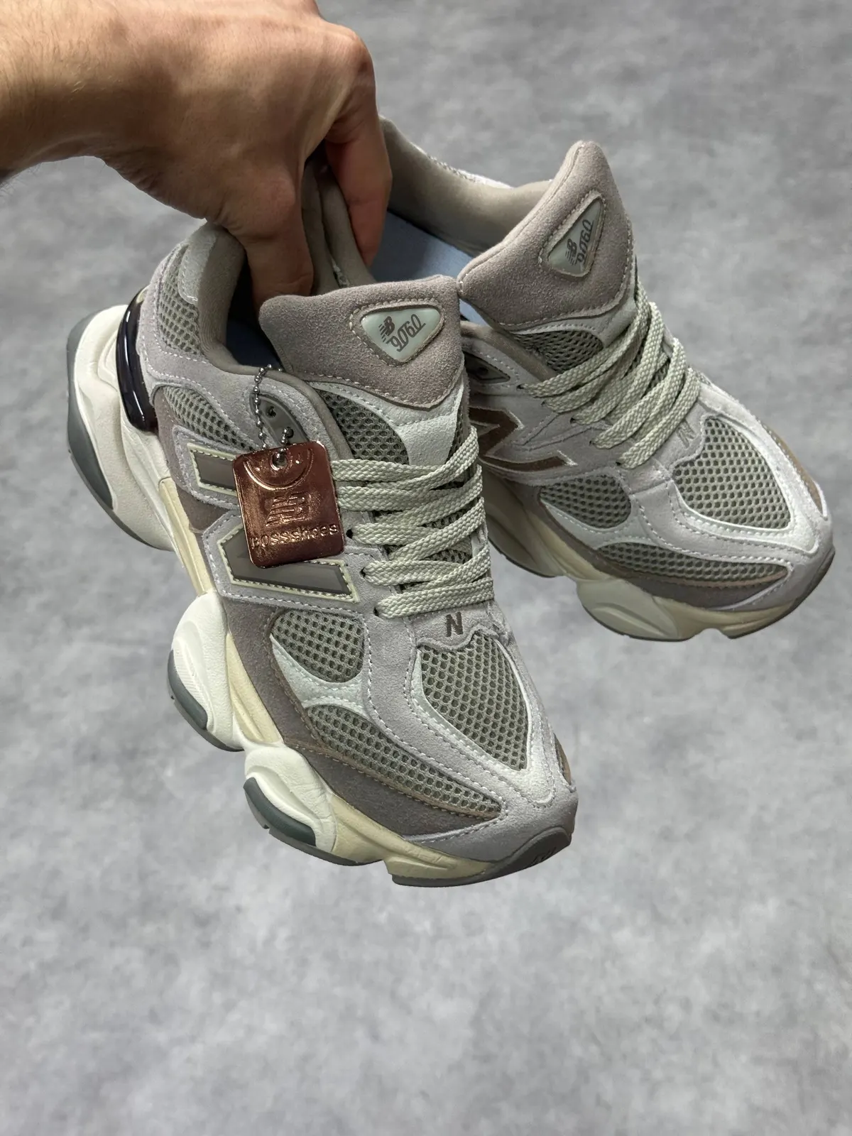 New Balance 9060