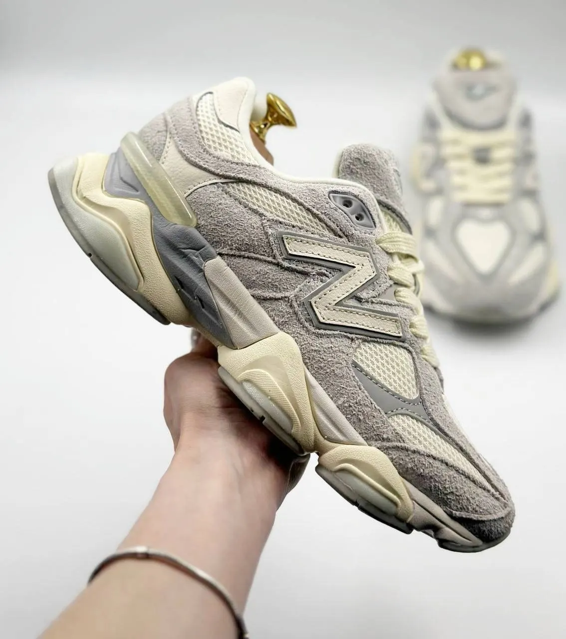 New Balance 9060