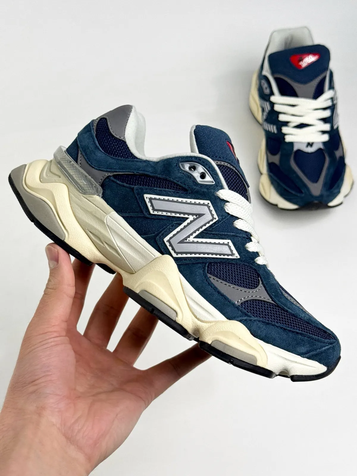 New Balance 9060