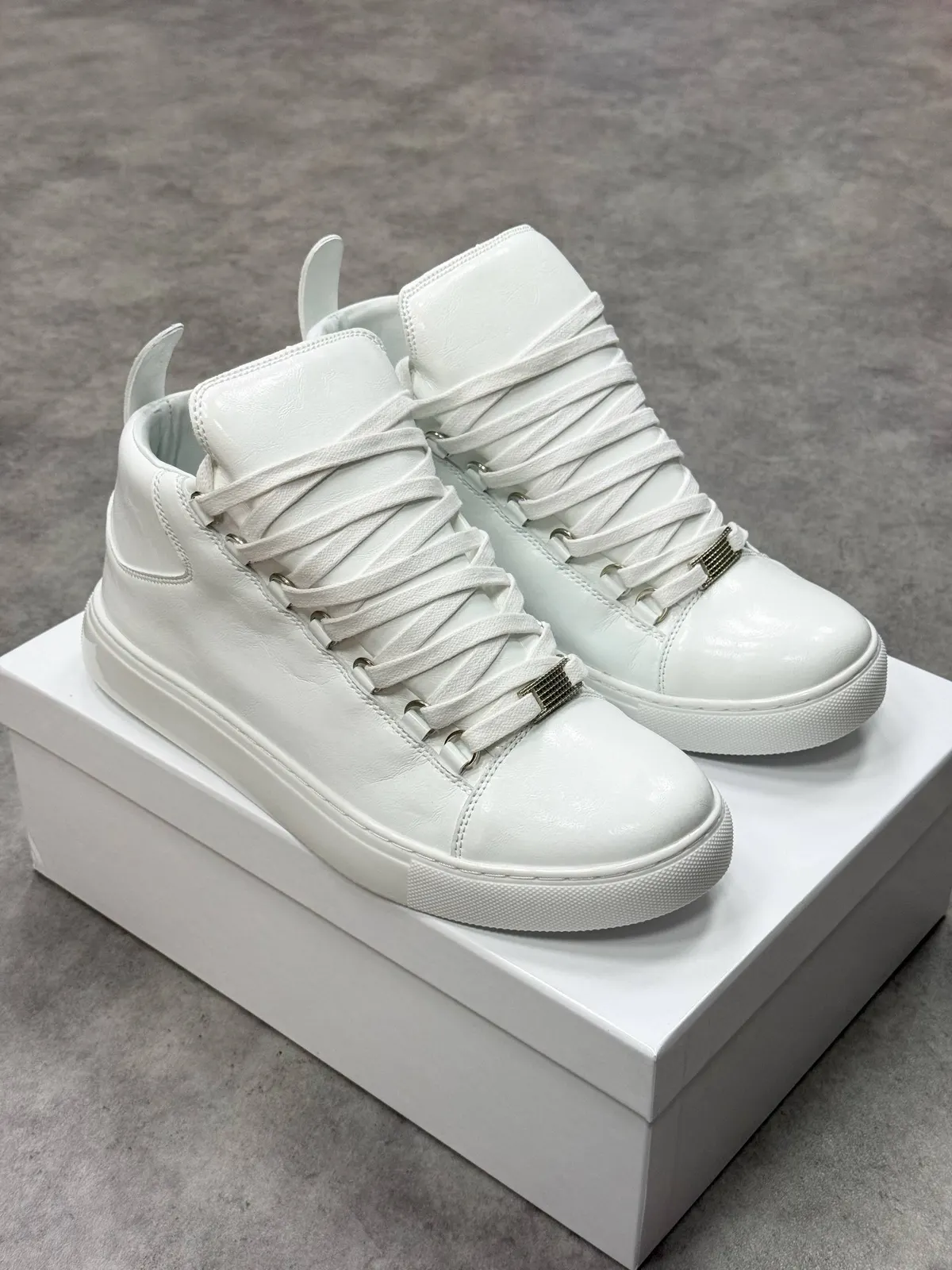 Balenciaga Arena Low