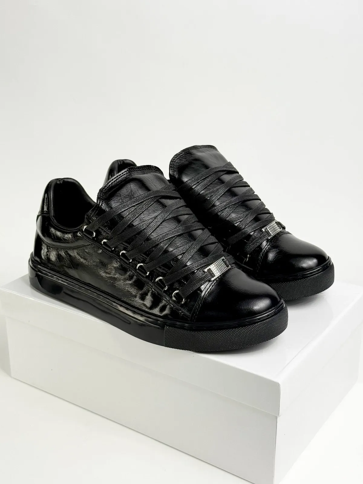 Balenciaga Arena Low
