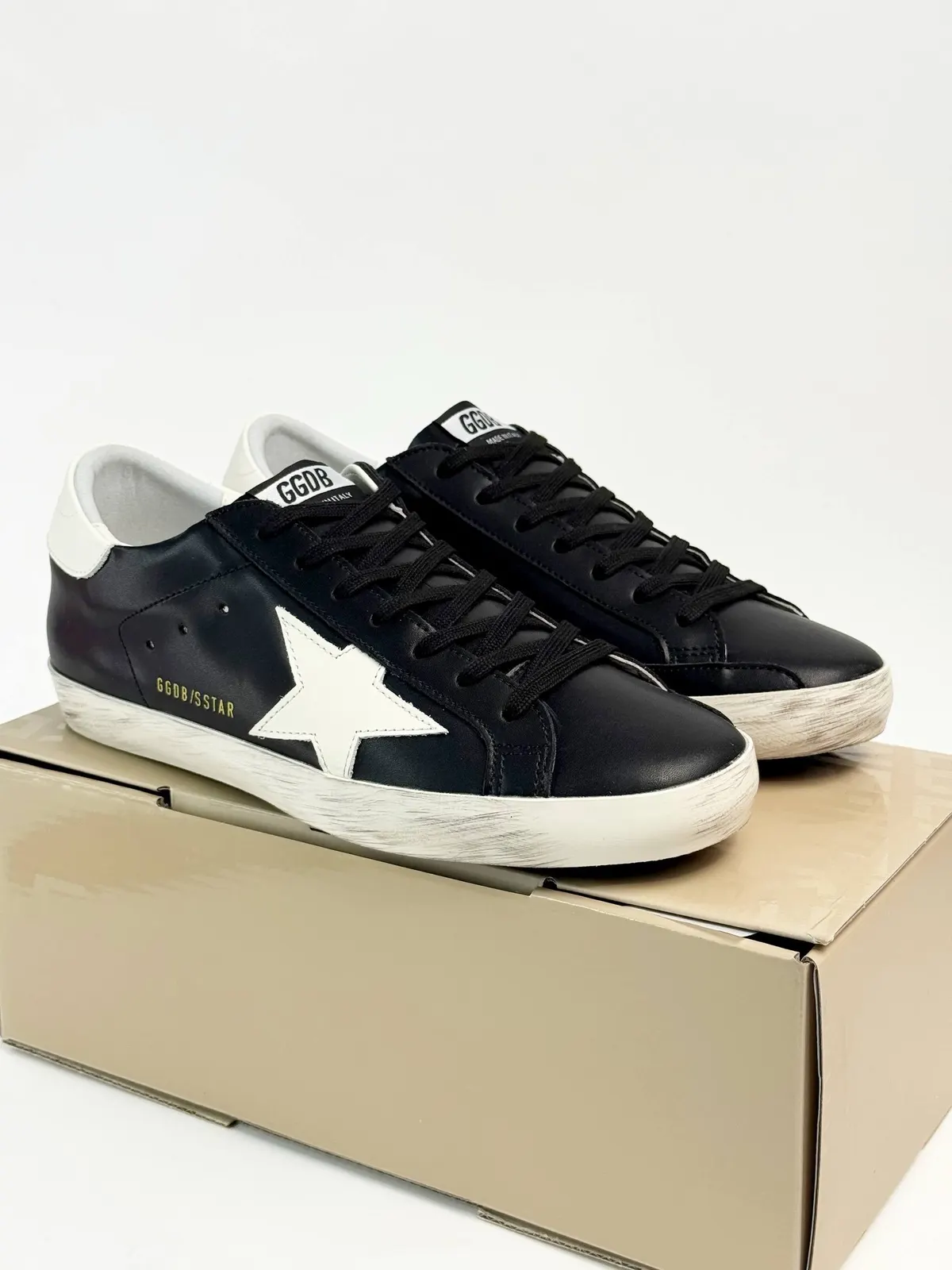 Golden Goose Superstar
