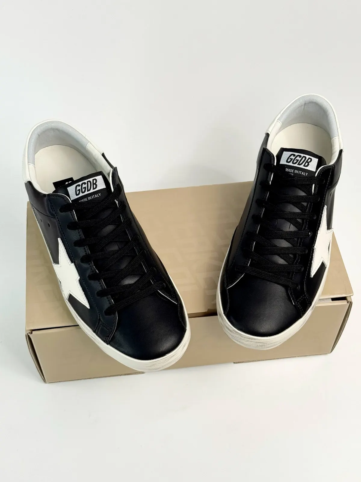 Golden Goose Superstar