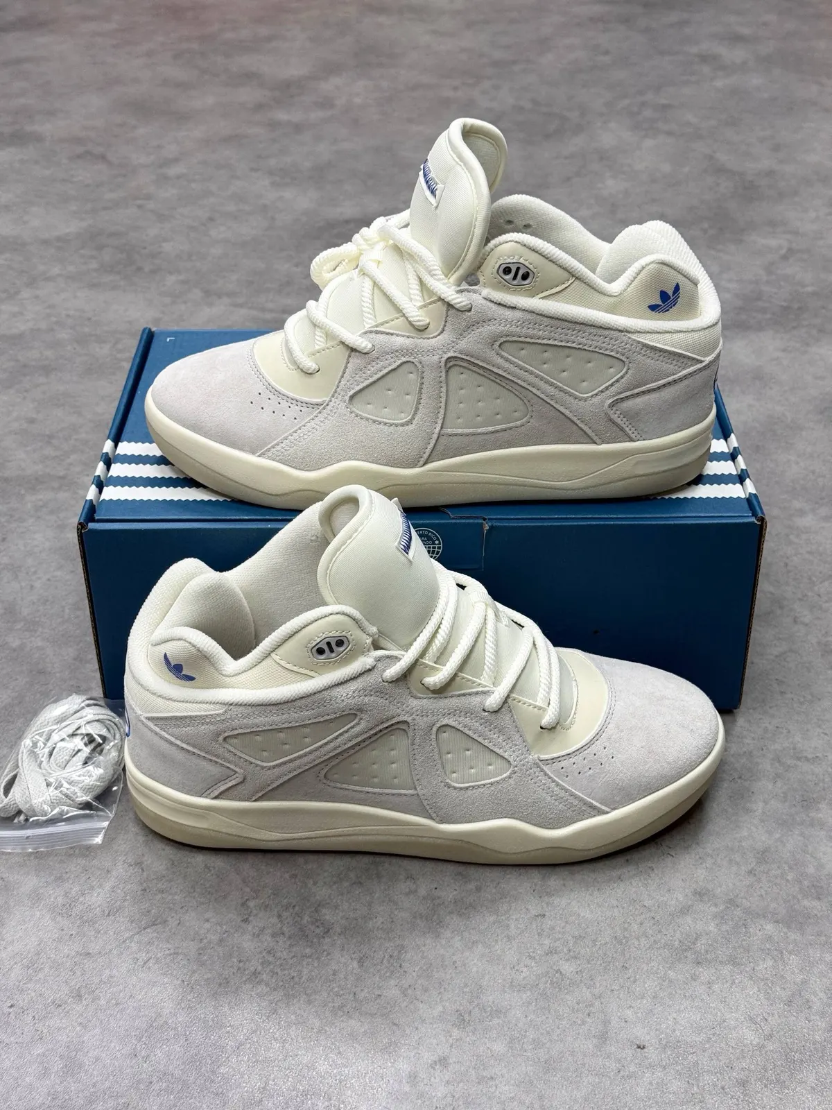 Adidas Badbo 1.0 Bad Bunny
