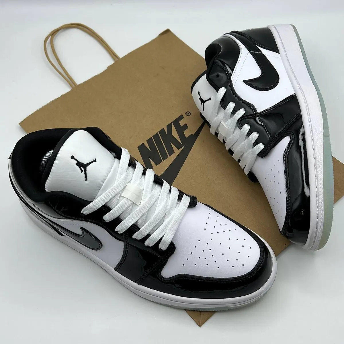 Jordan Air Jordan 1 Low Concord