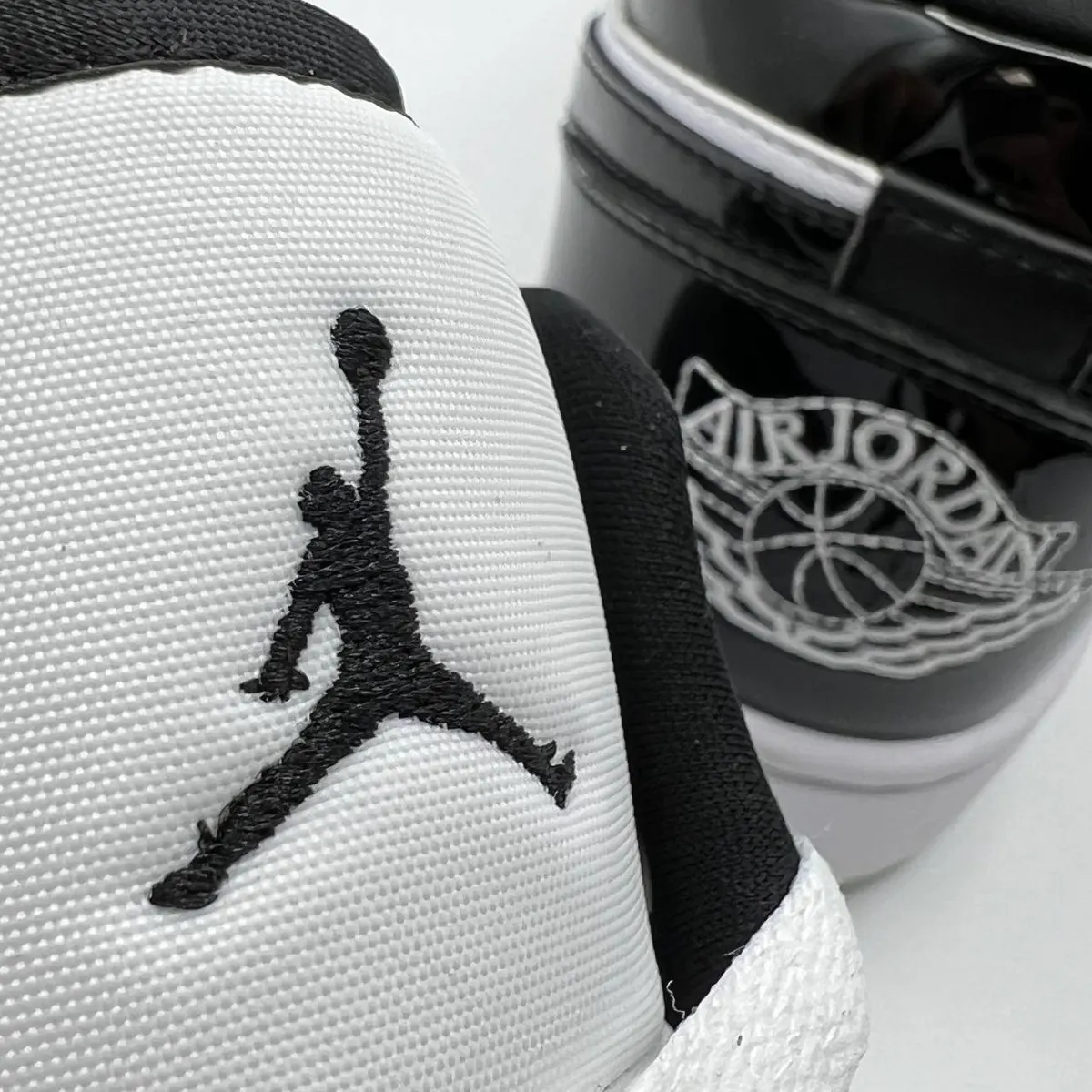 Jordan Air Jordan 1 Low Concord