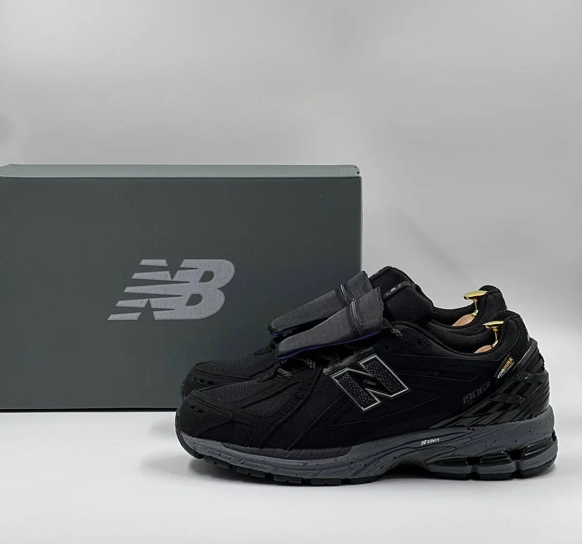New Balance 1906R Cordura