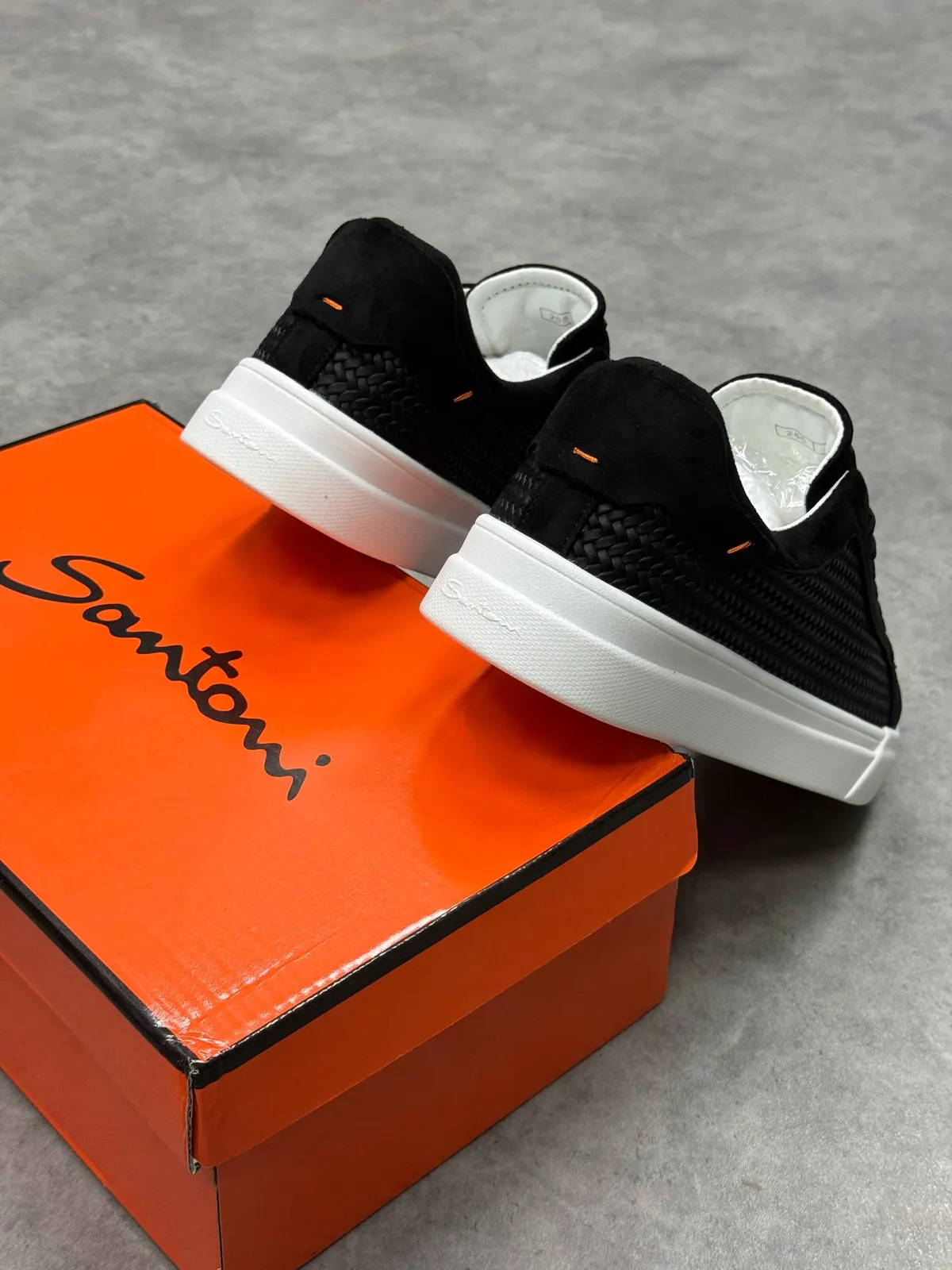 Santoni