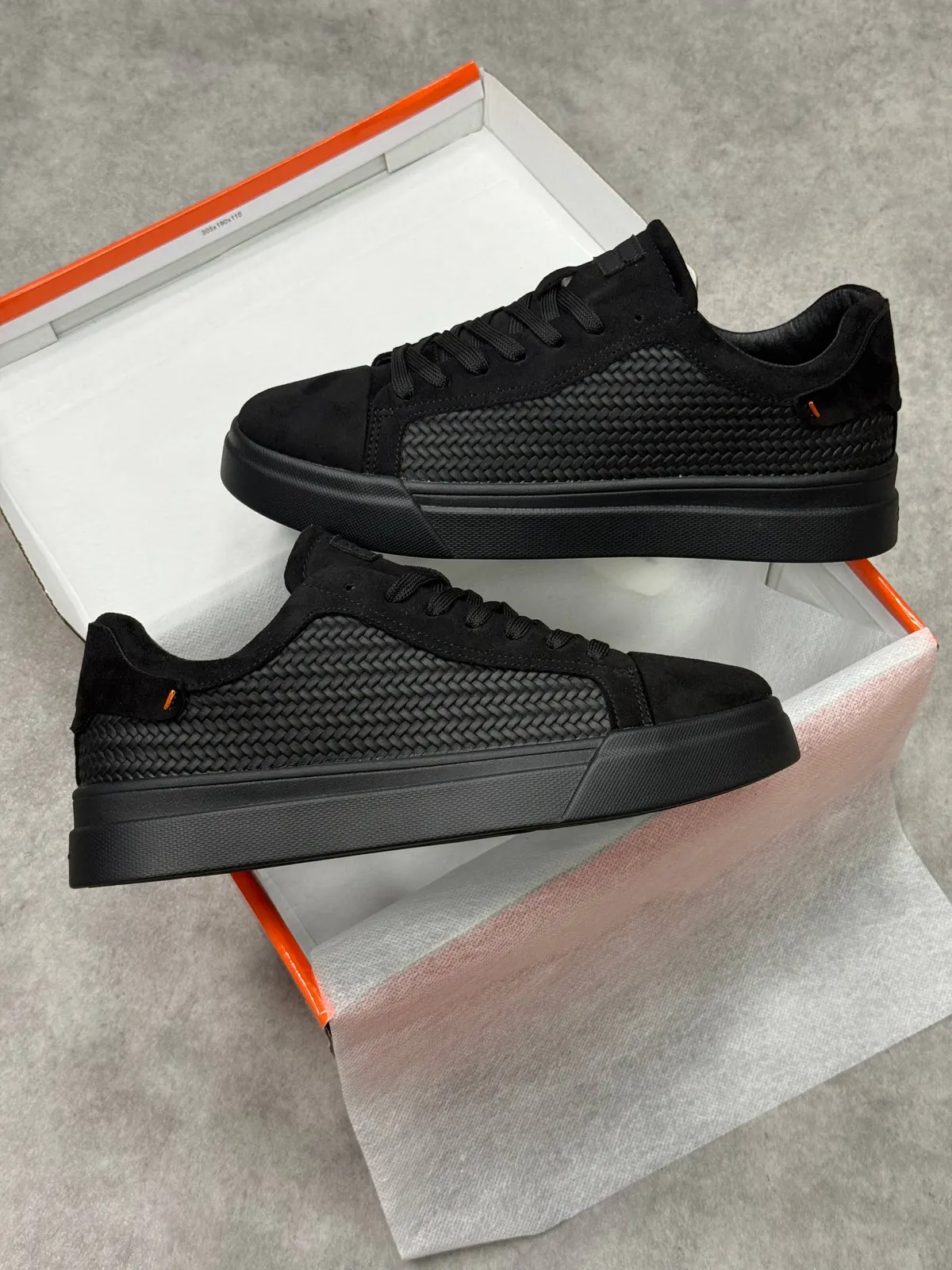 Santoni