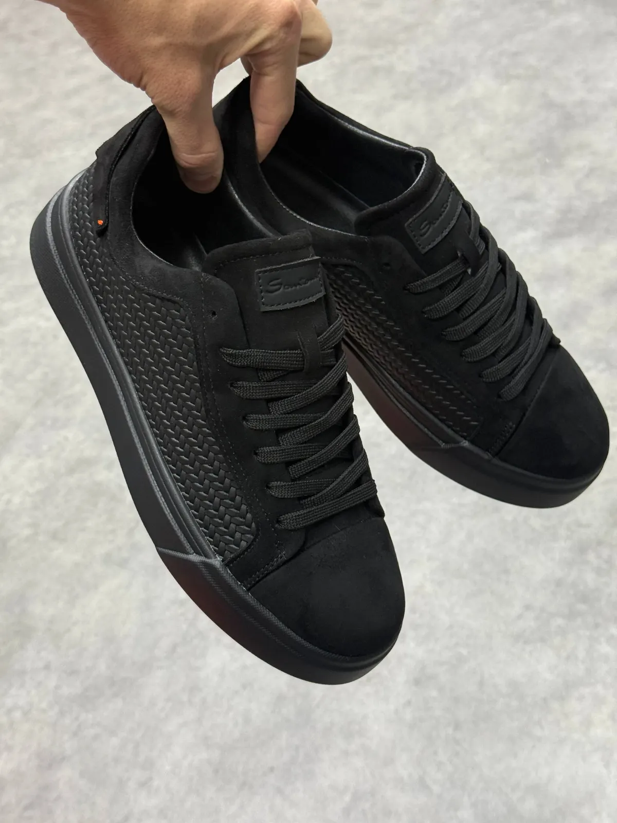 Santoni