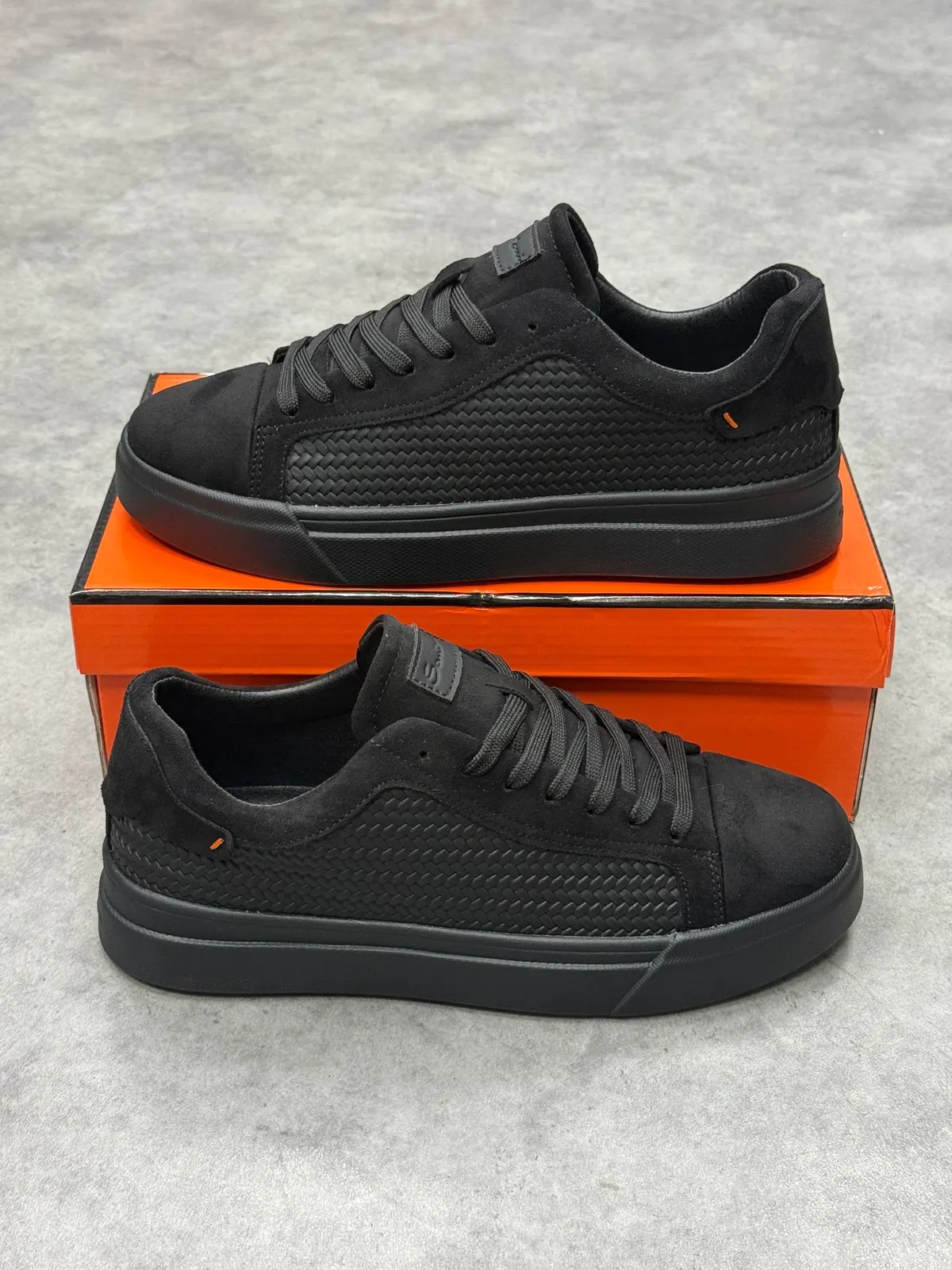 Santoni