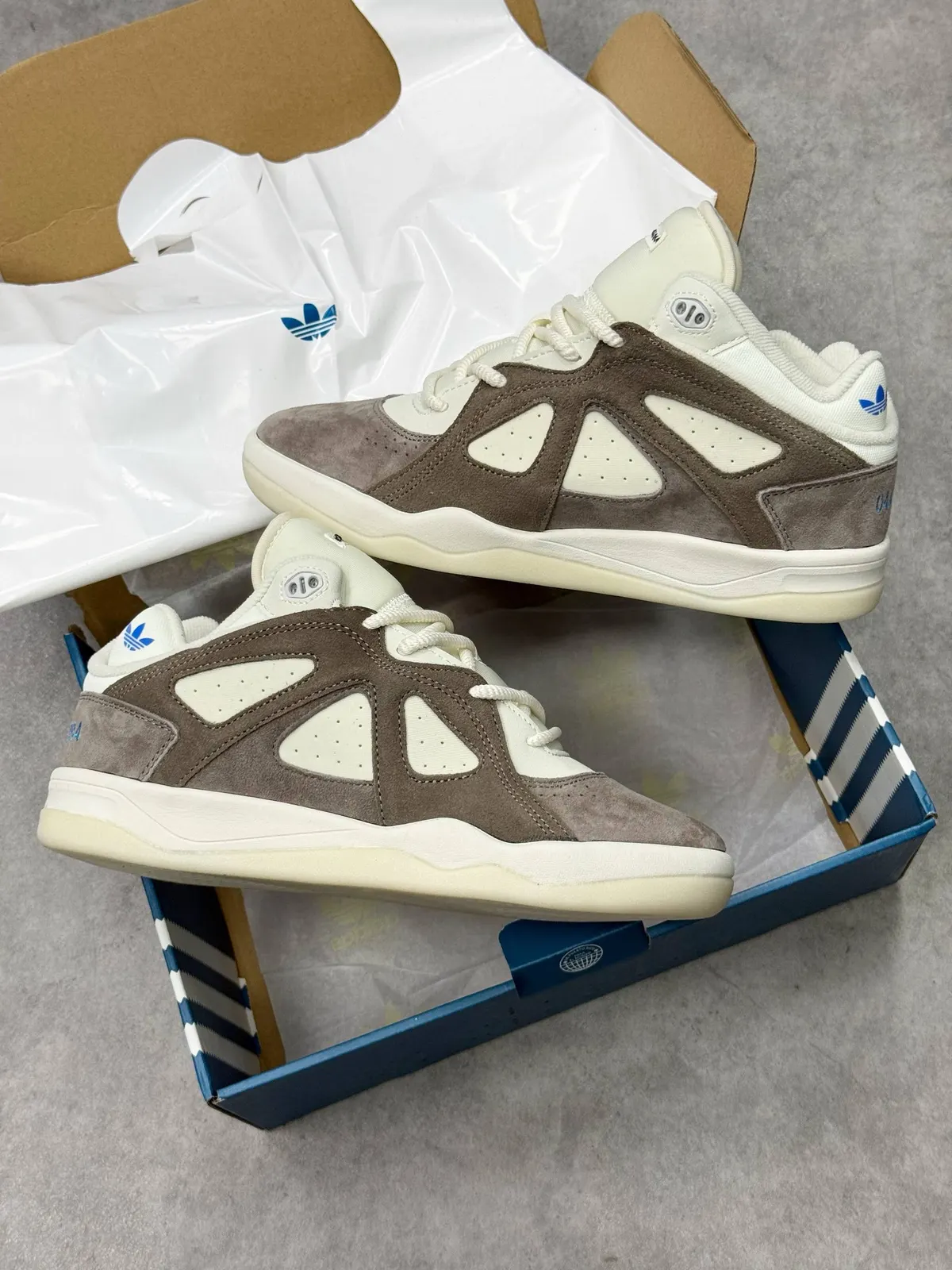 Adidas Badbo 1.0 Bad Bunny