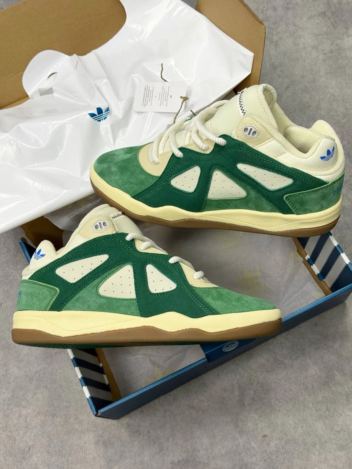 Adidas Badbo 1.0 Bad Bunny