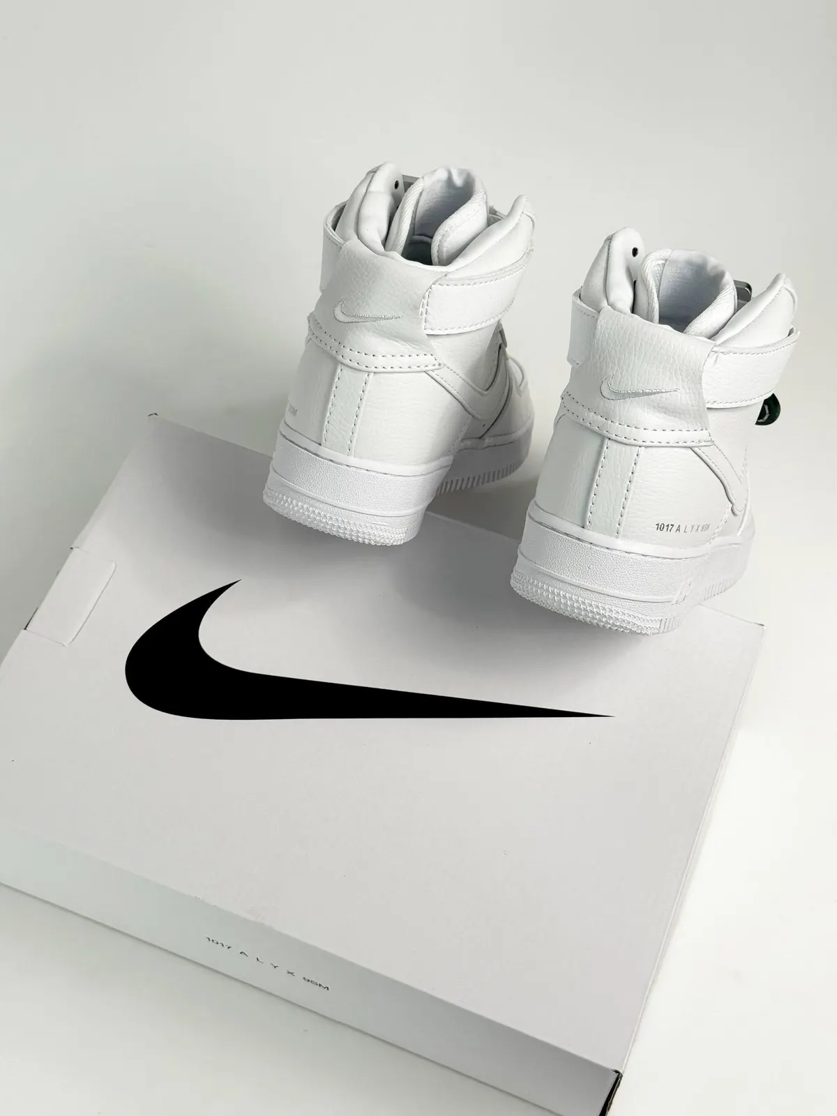Nike Air Force 1 x 1070