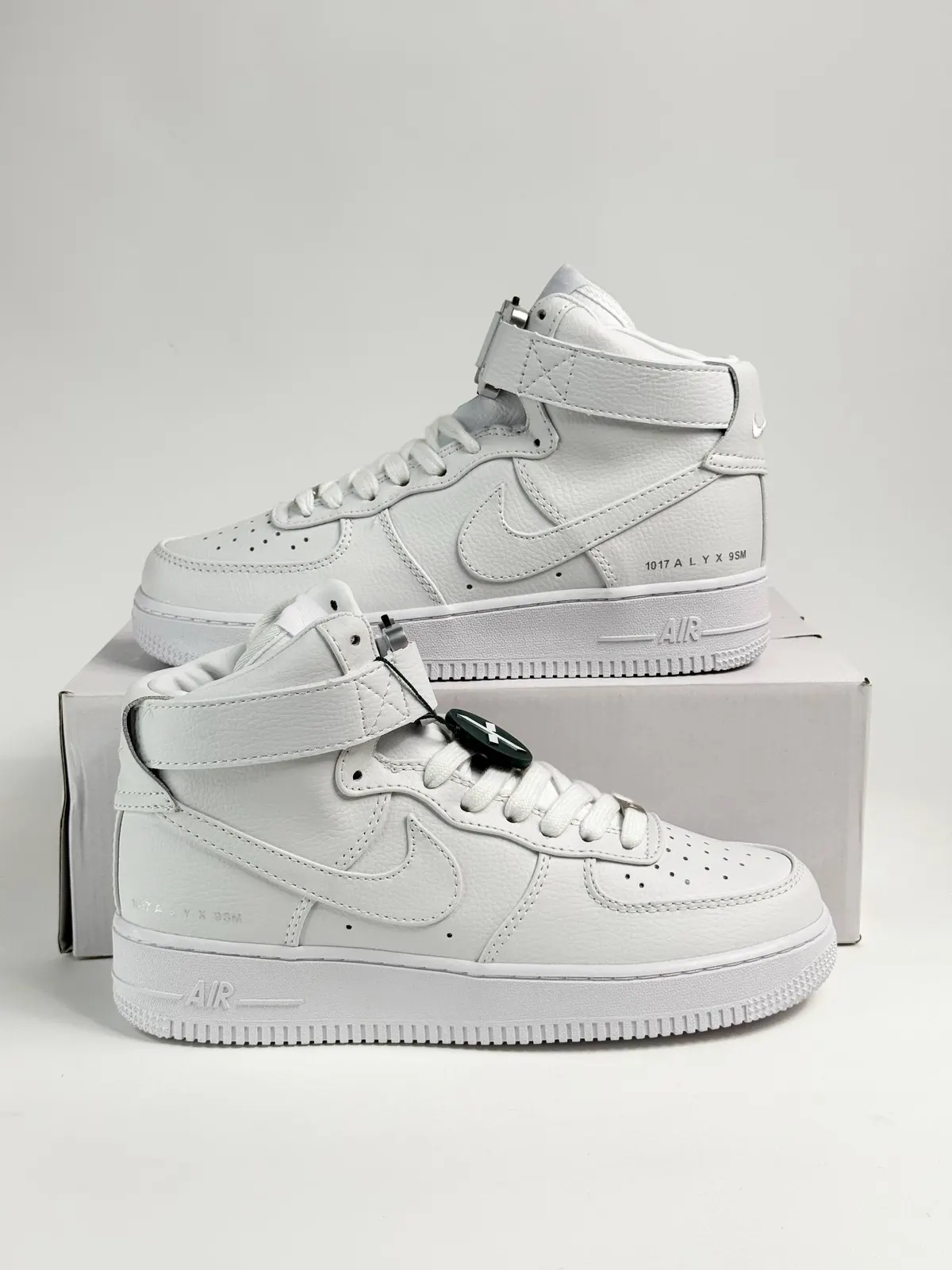 Nike Air Force 1 x 1070