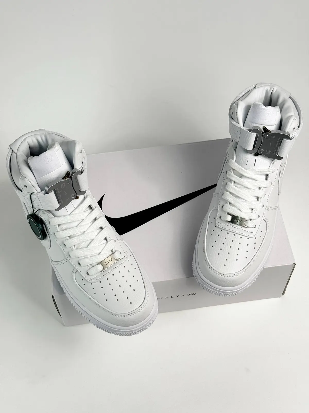 Nike Air Force 1 x 1070