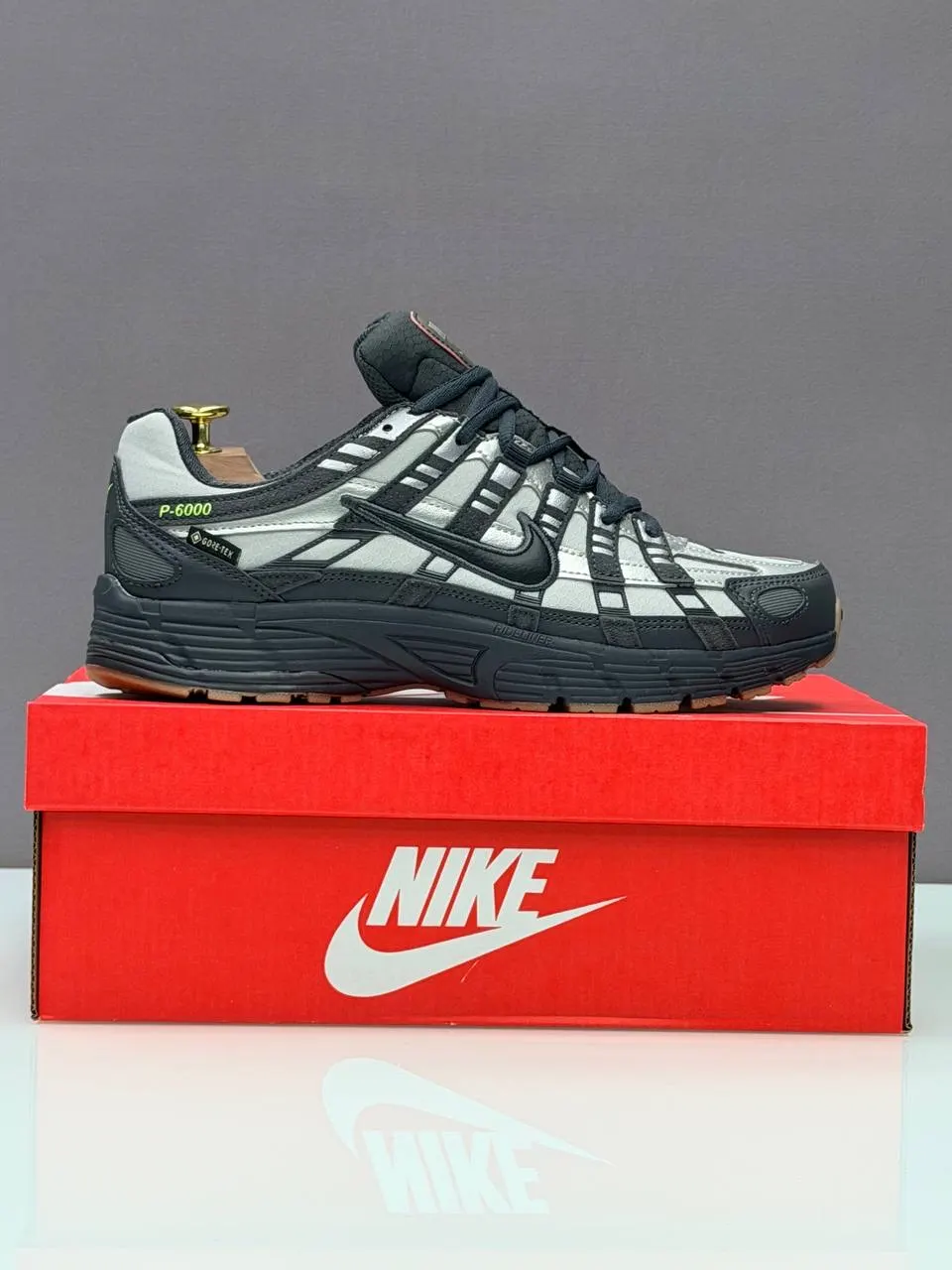 Nike P-6000