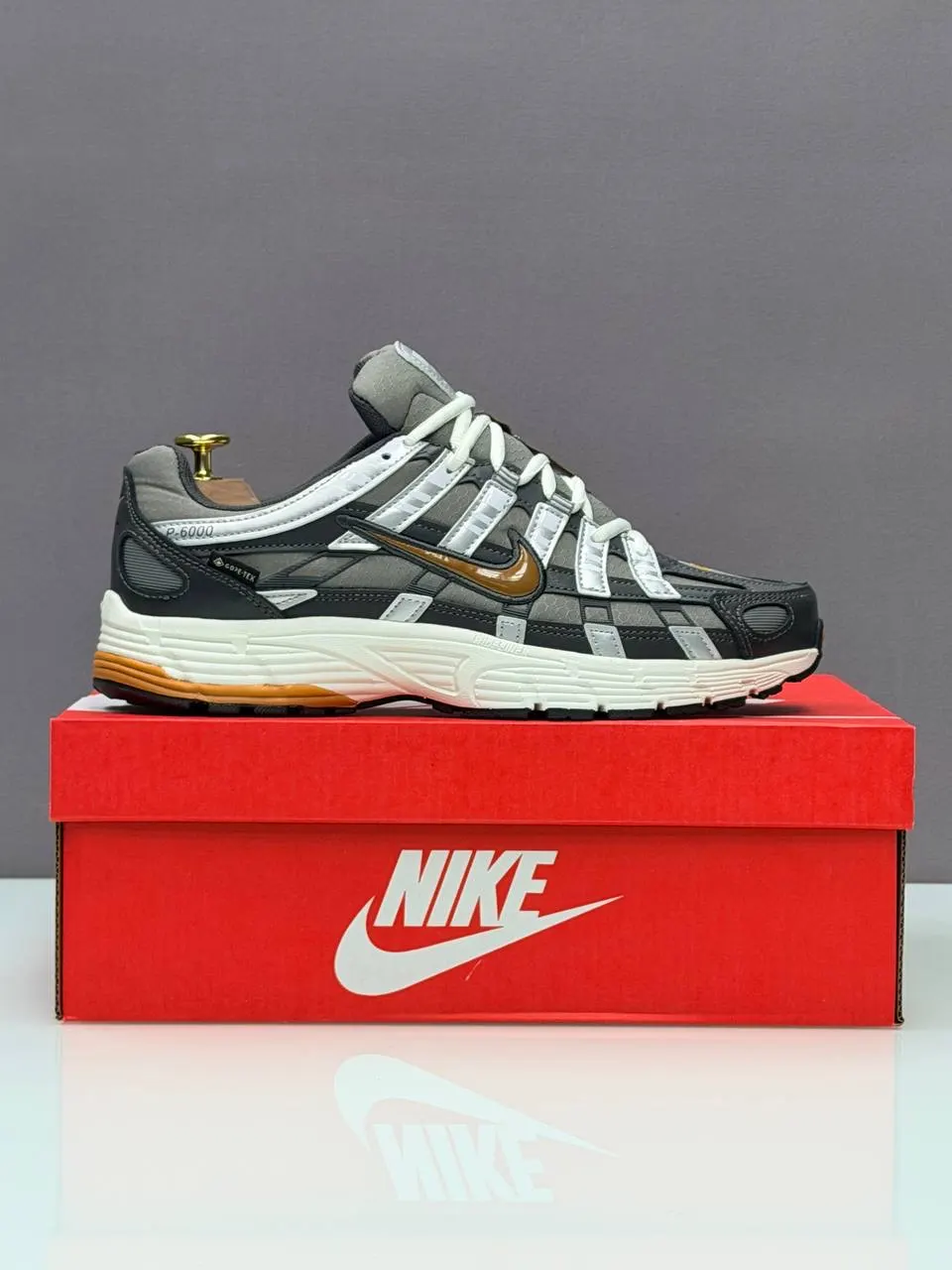 Nike P-6000