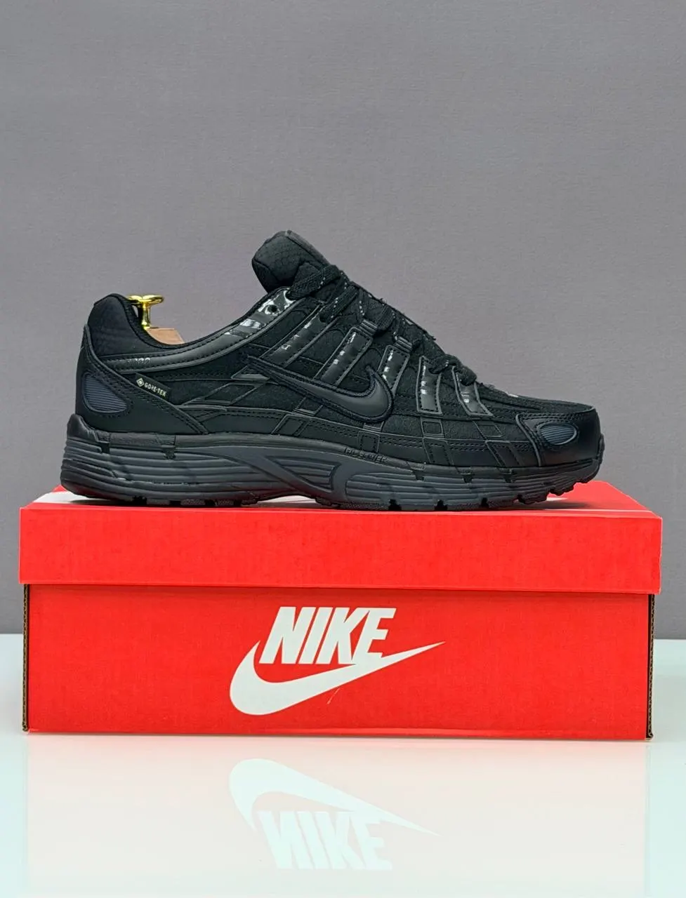 Nike P-6000