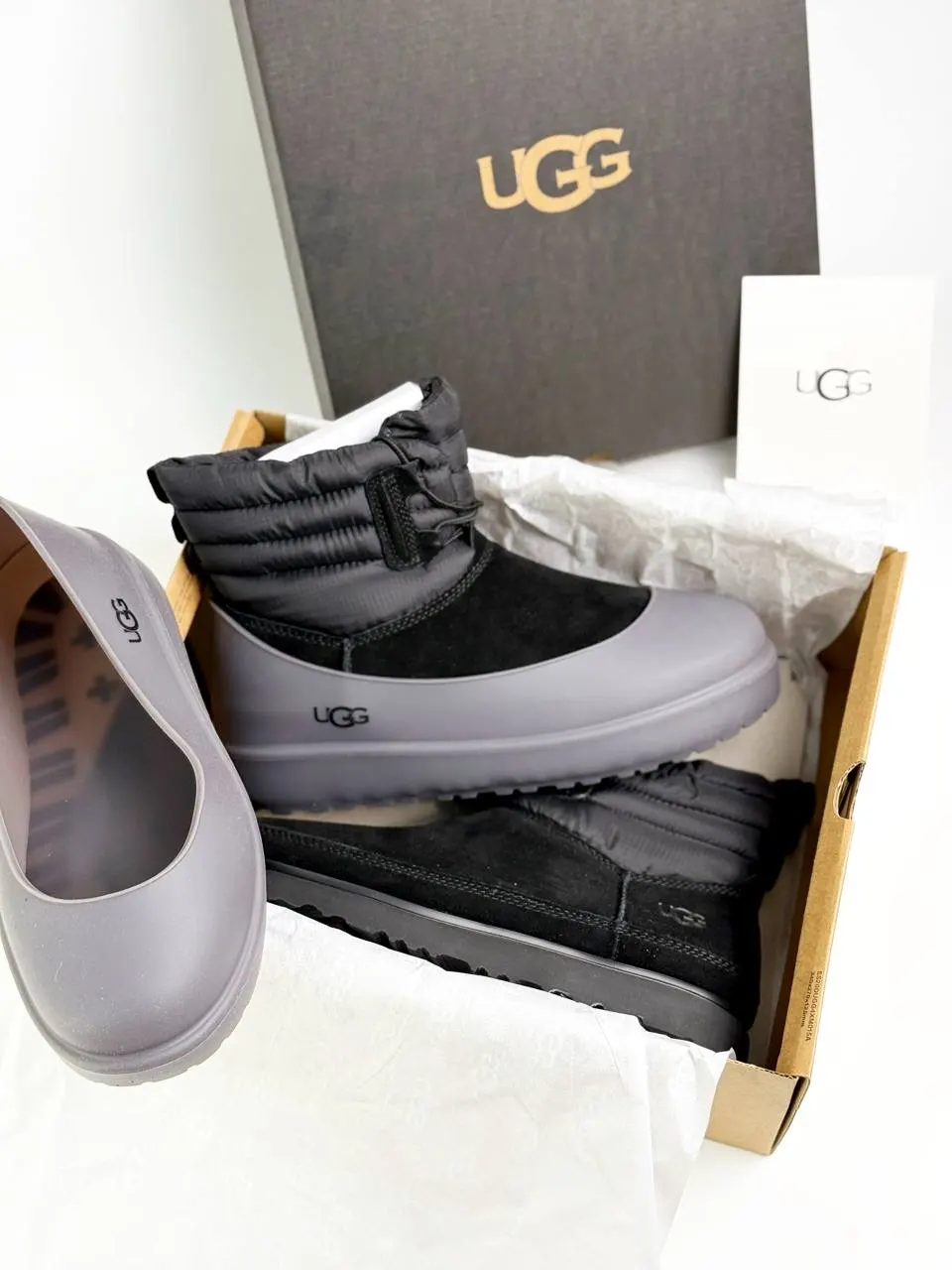 UGG Classic Mini Lace-Up Black