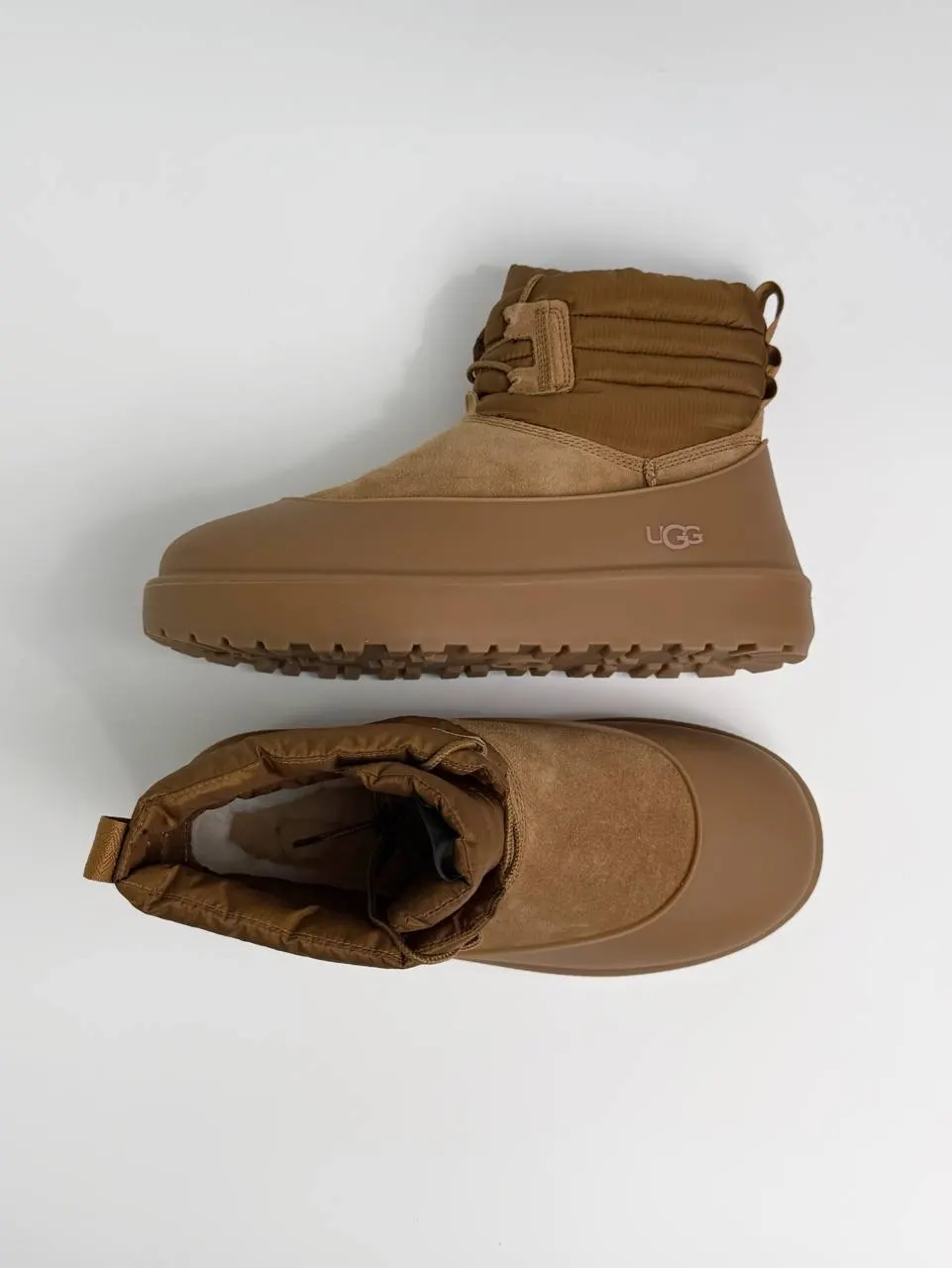 UGG Classic Mini Lace-Up Weather