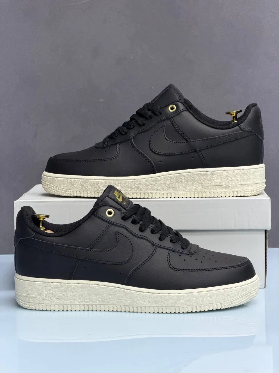 Nike Air Force 1 Low