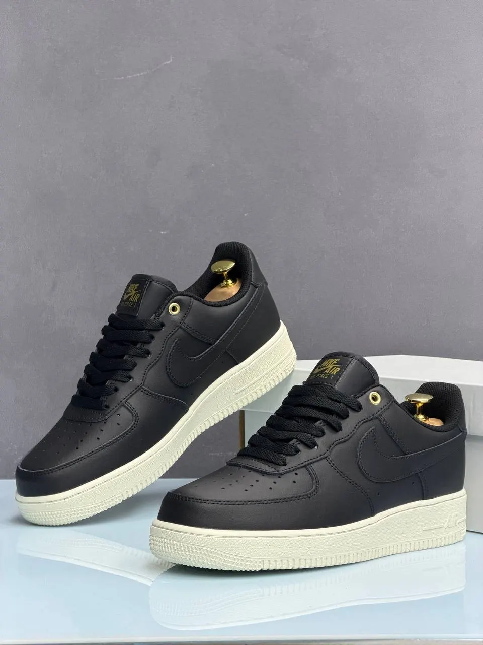 Nike Air Force 1 Low