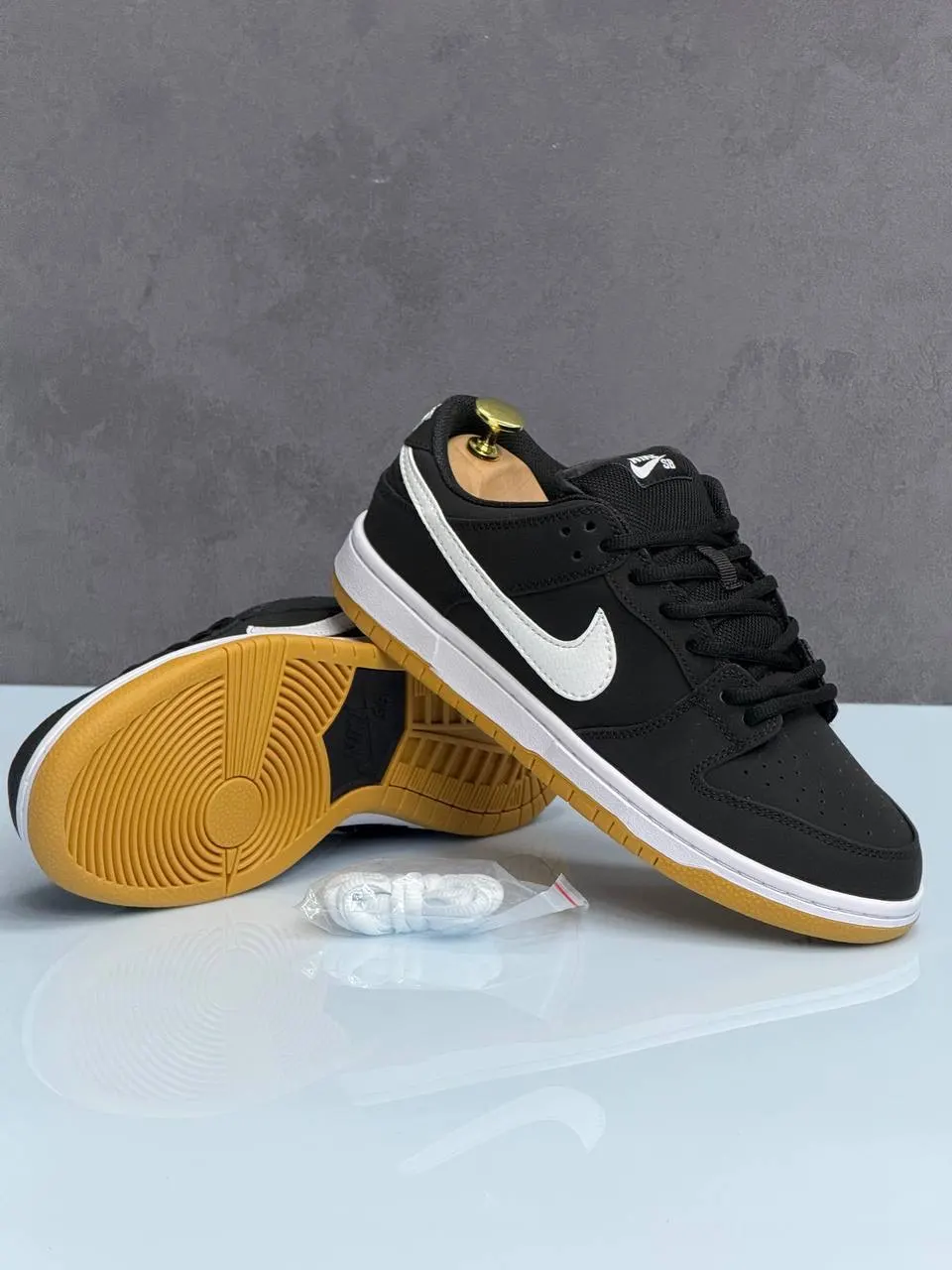 Nike SB Dunk Low Pro "Black Gum"
