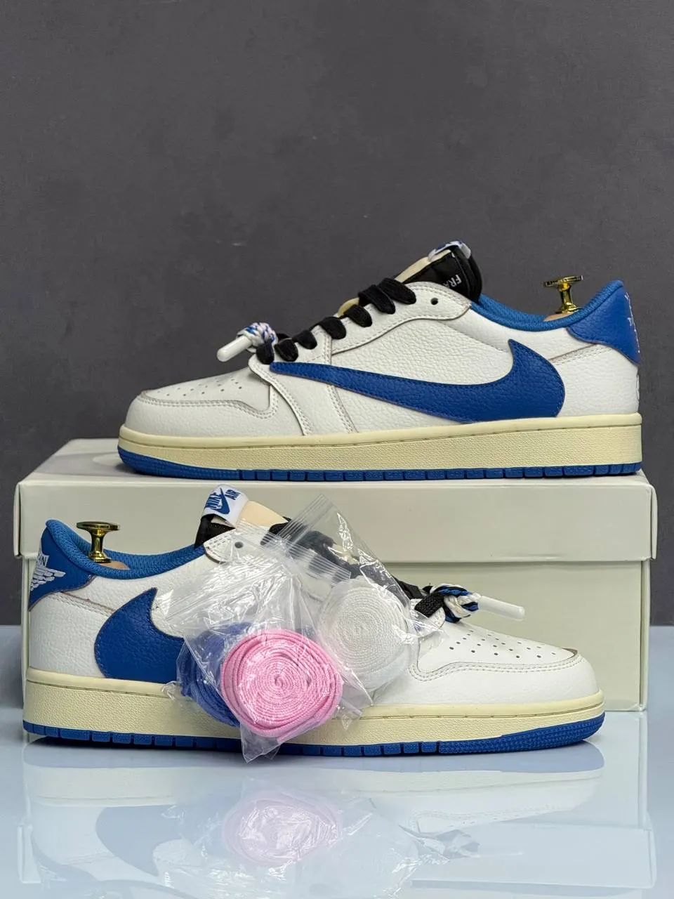 Jordan Air Jordan 1 Low x Travis Scott Fragment