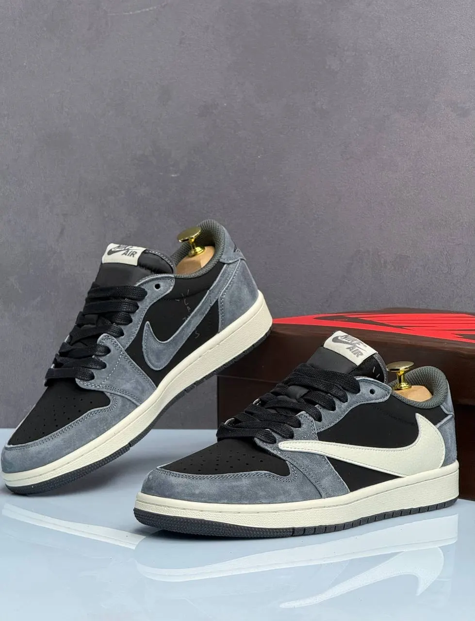 Jordan Air Jordan 1 Low x Travis Scott