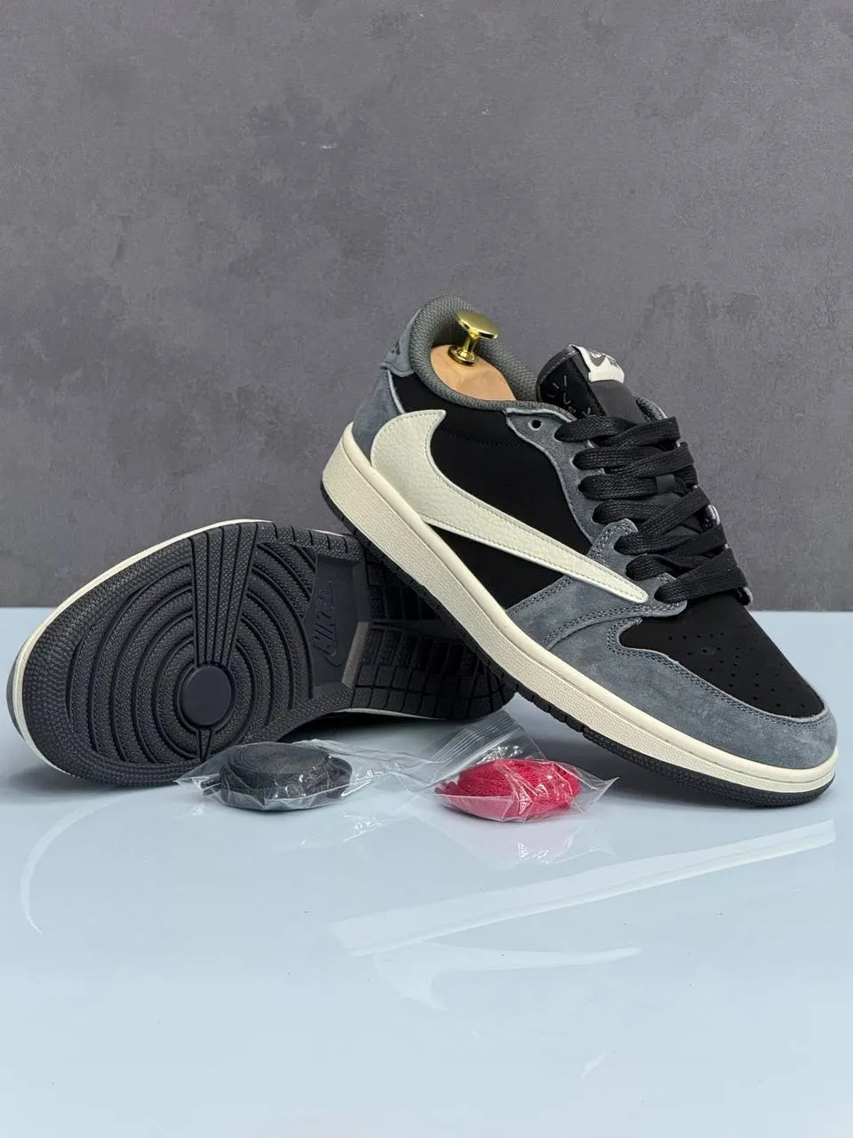 Jordan Air Jordan 1 Low x Travis Scott