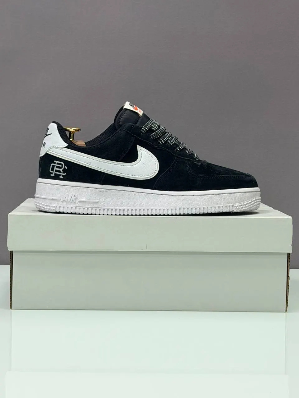 Nike Air Force 1 Low Suede