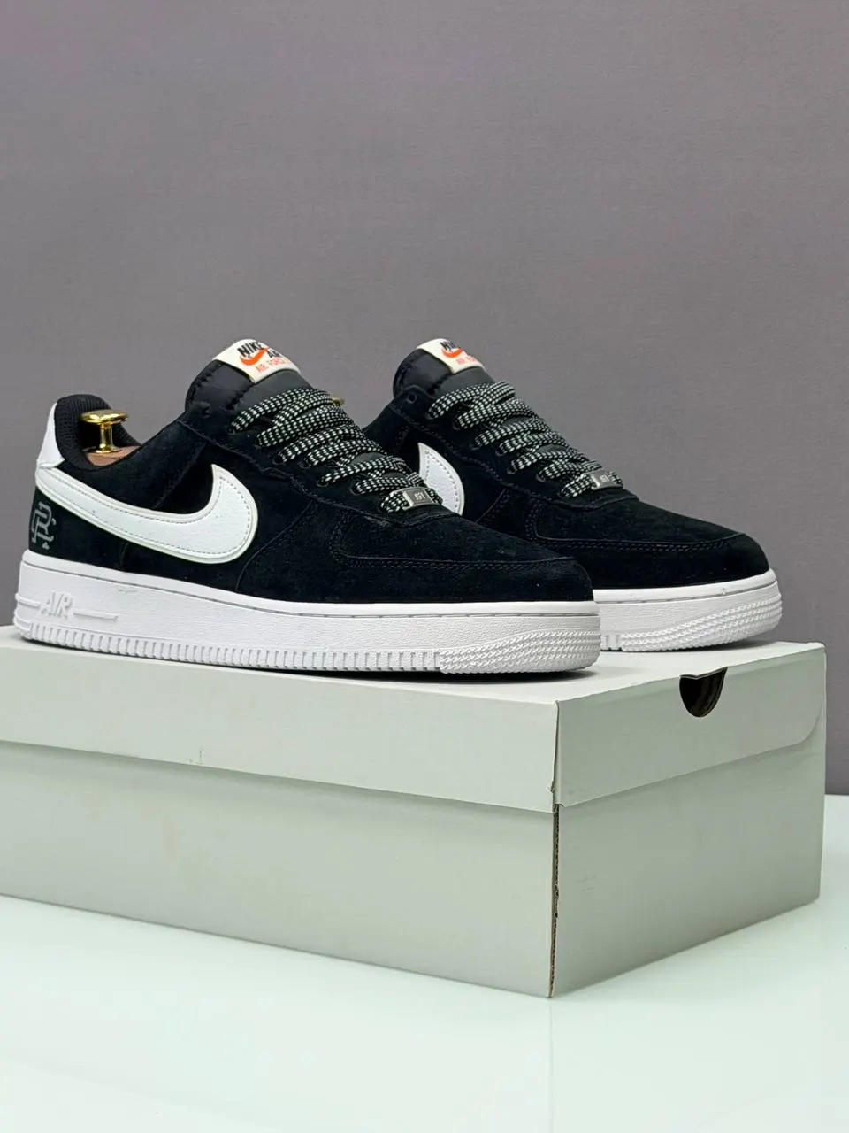 Nike Air Force 1 Low Suede