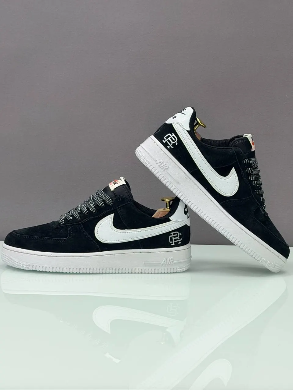 Nike Air Force 1 Low Suede