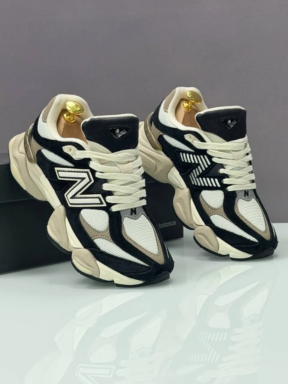 New Balance 9060