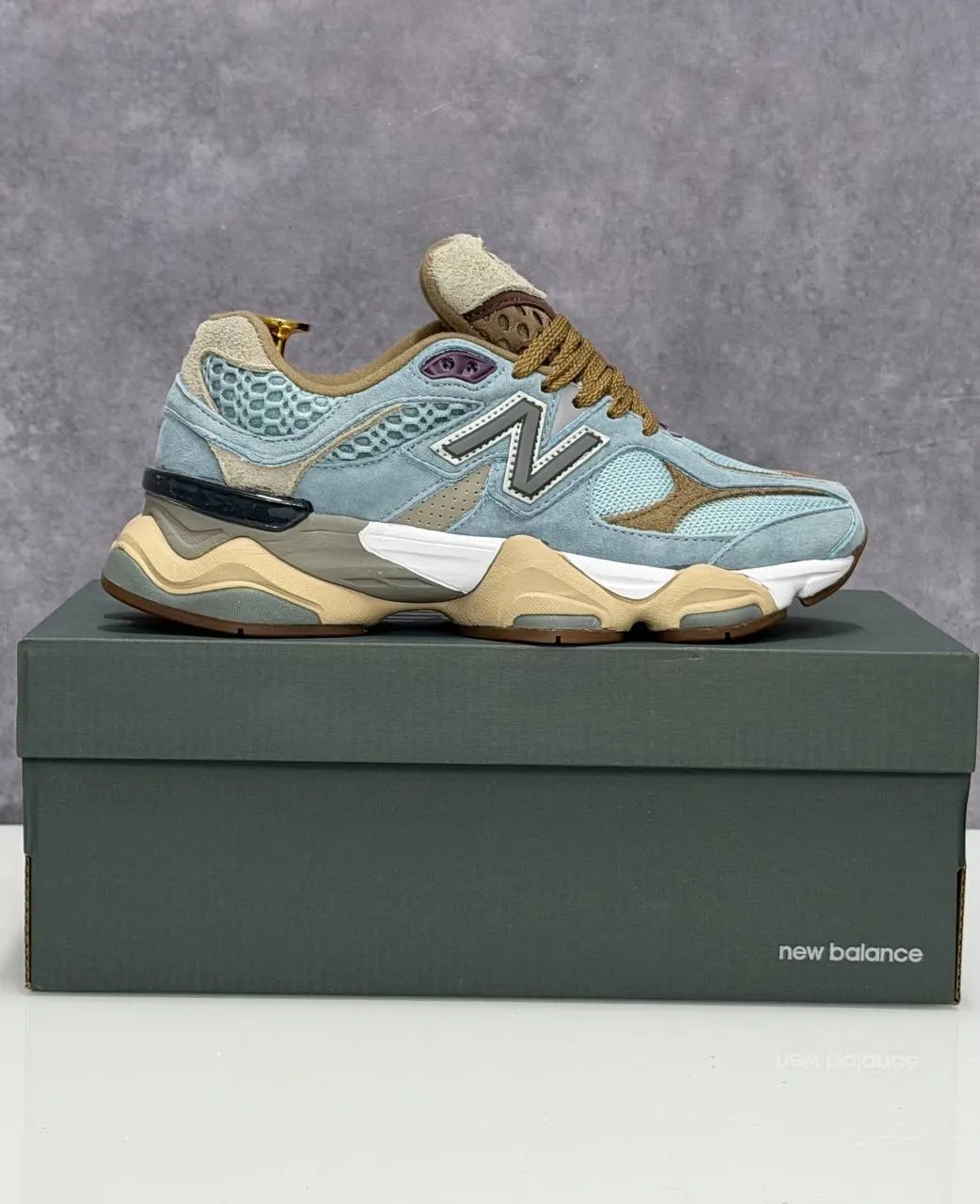 New Balance 9060