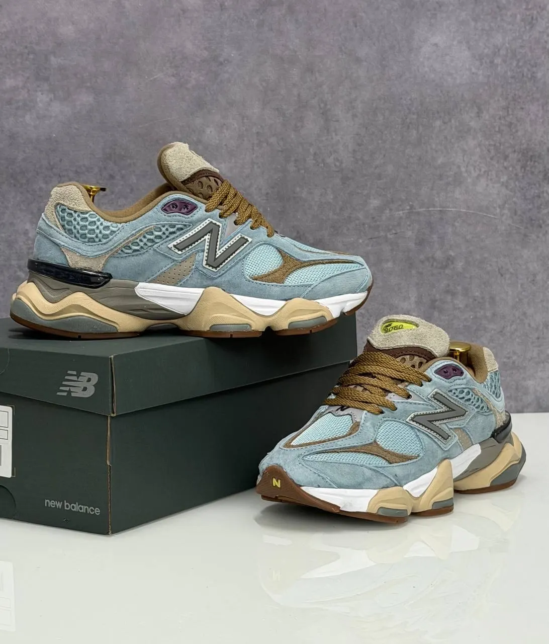 New Balance 9060