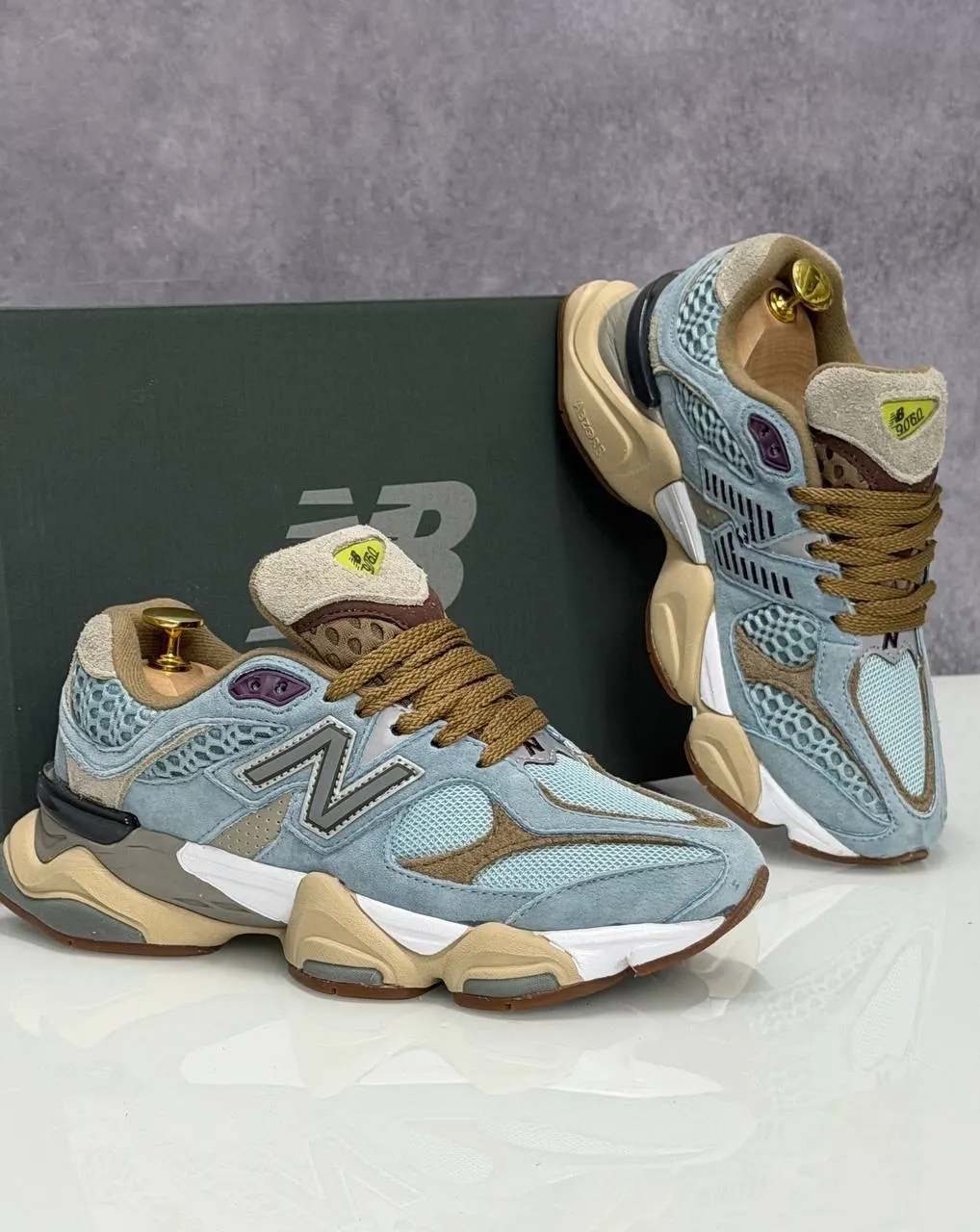 New Balance 9060
