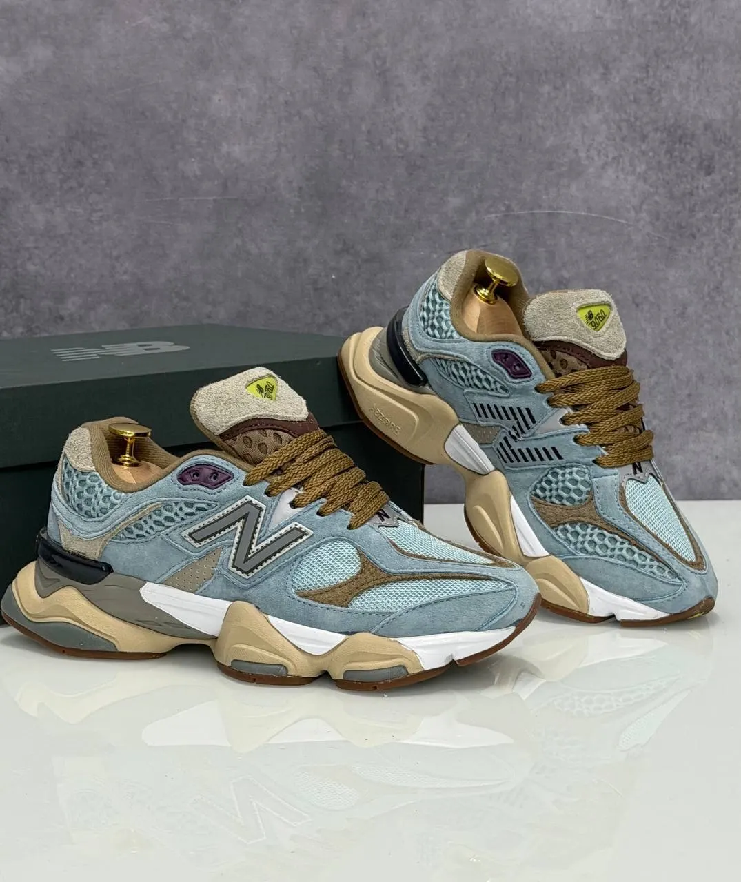 New Balance 9060