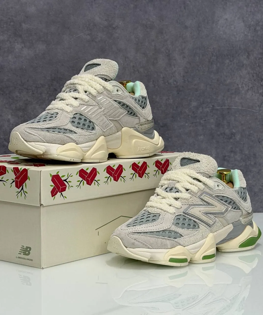 New Balance 9060